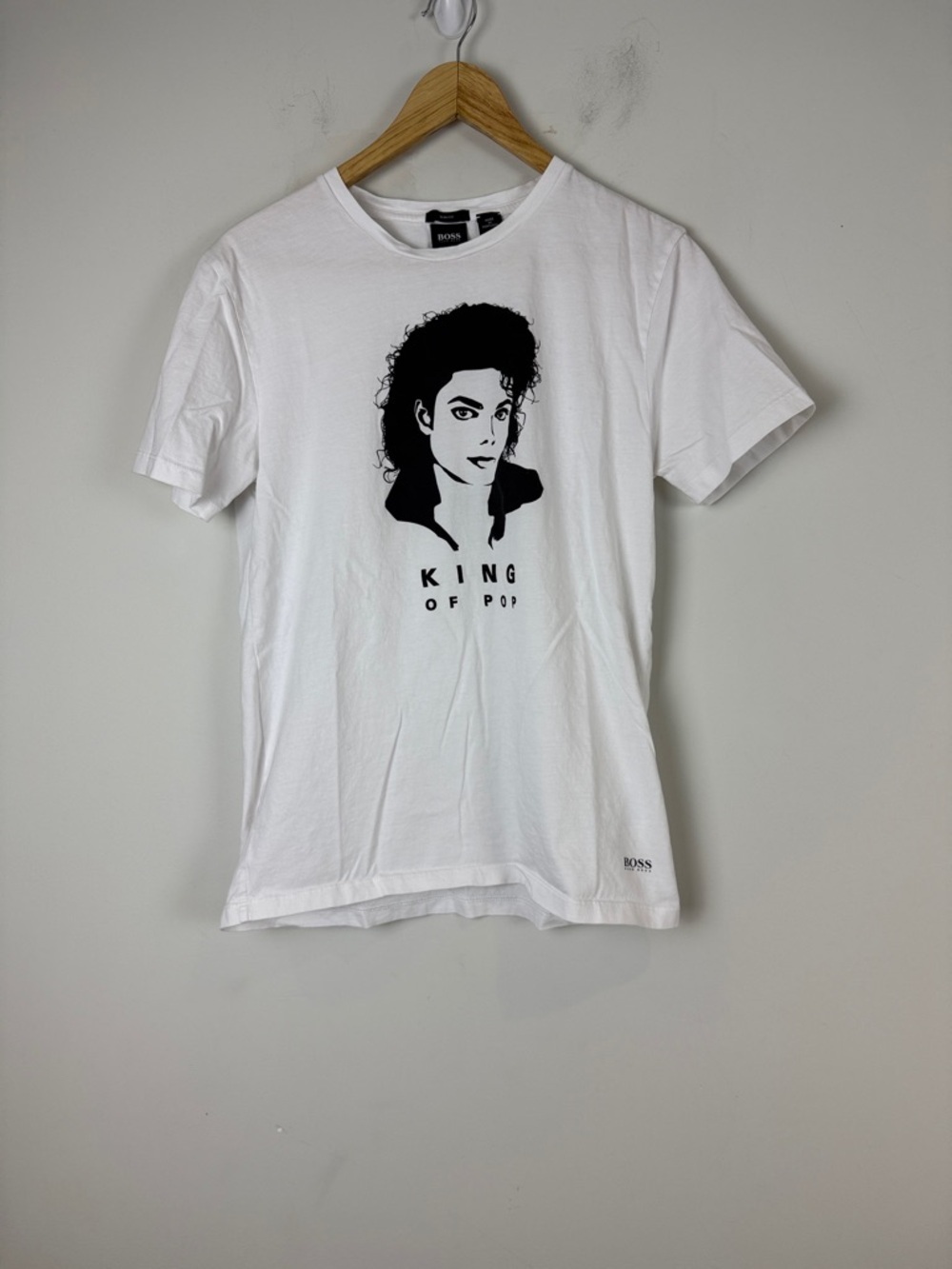 HUGO BOSS White Tee Michael Jackson with Black Graphic Size Small